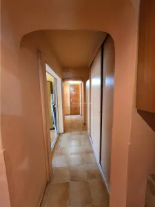 Appartement 2 Chambres Distribué + Terrasse et Parking, Pridvorului - foto 3