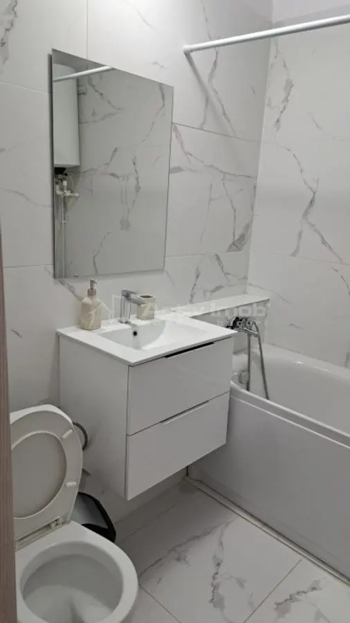 Appartement 2 Pièces à Louer à Tineretului avec Place de Parking - foto 8