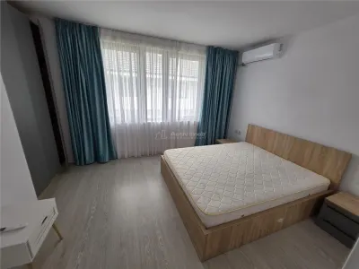 Villa Moderna Tipo Townhouse – Otopeni – 5 Dormitorios – 3 Baños – 160 sqm - foto 11