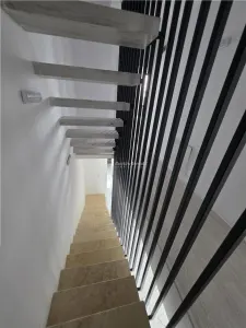 Villa Moderna Tipo Townhouse – Otopeni – 5 Dormitorios – 3 Baños – 160 sqm - foto 16