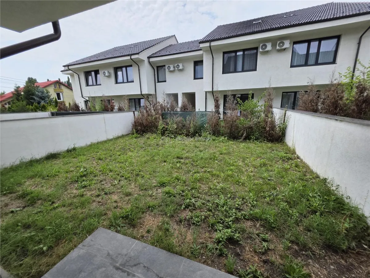 Villa Moderna Tipo Townhouse – Otopeni – 5 Dormitorios – 3 Baños – 160 sqm - foto 17