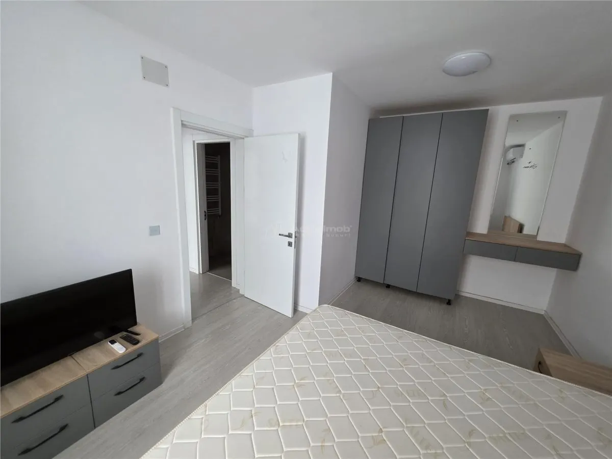 Villa Moderna Tipo Townhouse – Otopeni – 5 Dormitorios – 3 Baños – 160 sqm - foto 9