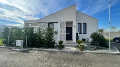 Villa Moderne de Plain-Pied - Ostratu - 4 Chambres - 2 Salles de Bain - 90m² - 390m² Jardin - foto 14