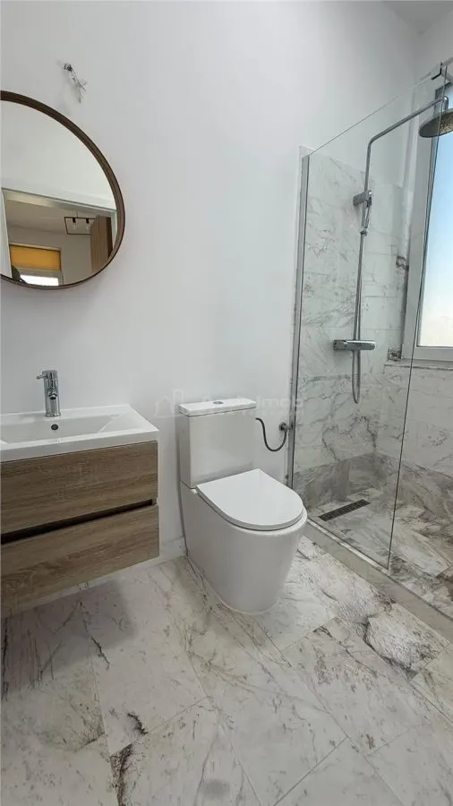 Villa Moderne de Plain-Pied - Ostratu - 4 Chambres - 2 Salles de Bain - 90m² - 390m² Jardin - foto 7
