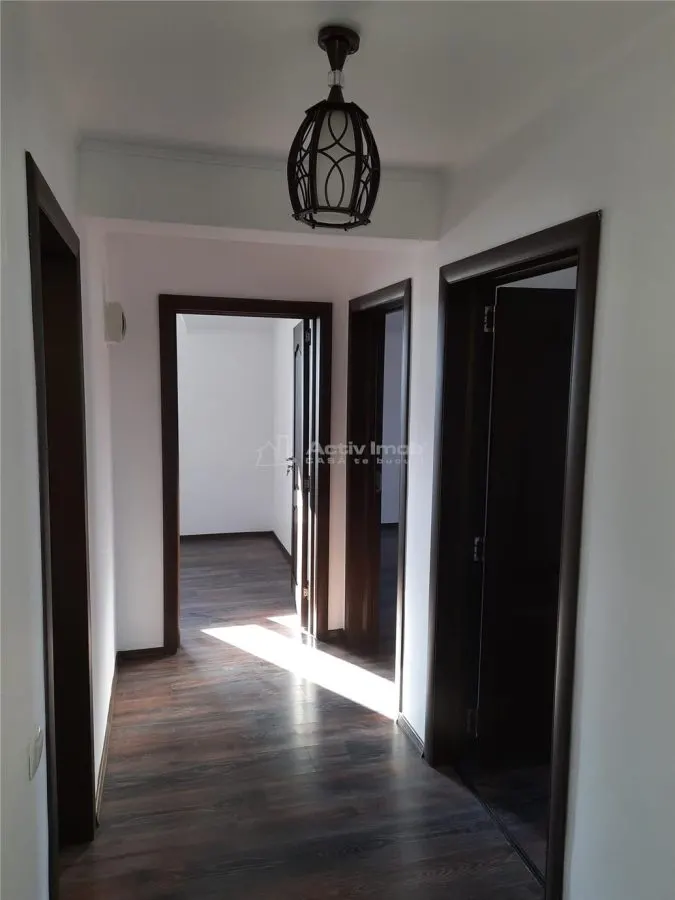 Casa individuala - Ostratu Corbeanca - 4 camere - 2 bai - 130mp - 500mp teren - foto 7
