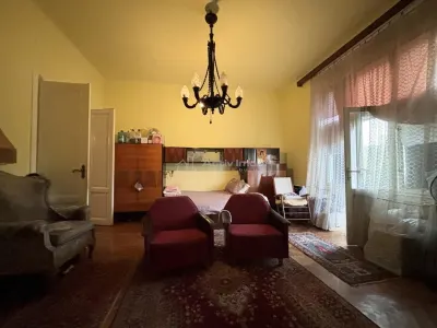 Appartement de 129 m² avec vue sur le Crisul Repede et sous-sol indépendant dans immeuble historique - foto 4