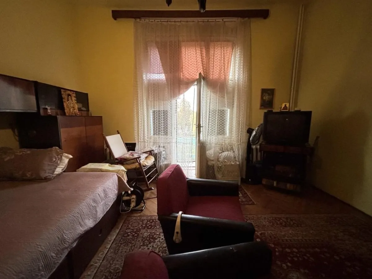 Appartement de 129 m² avec vue sur le Crisul Repede et sous-sol indépendant dans immeuble historique - foto 5