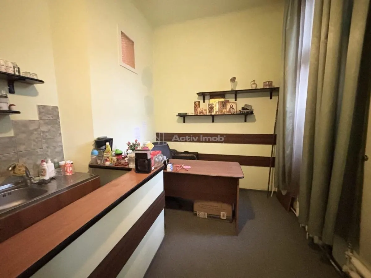 Appartement de 129 m² avec vue sur le Crisul Repede et sous-sol indépendant dans immeuble historique - foto 7