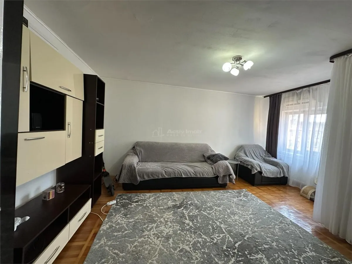 Resita, Apartamento 3 Dormitorios, Confort Mejorado, Centro, Zona Plaza Sur - foto 2