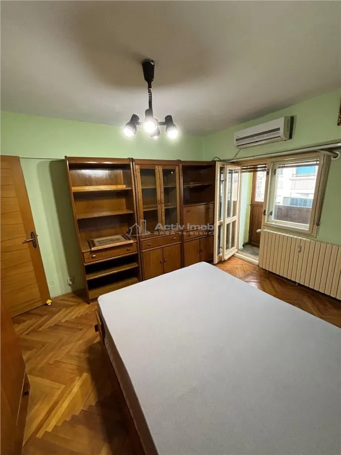 Apartamento 3 Dormitorios, 2 Baños, Decebal, Alba Iulia - foto 16