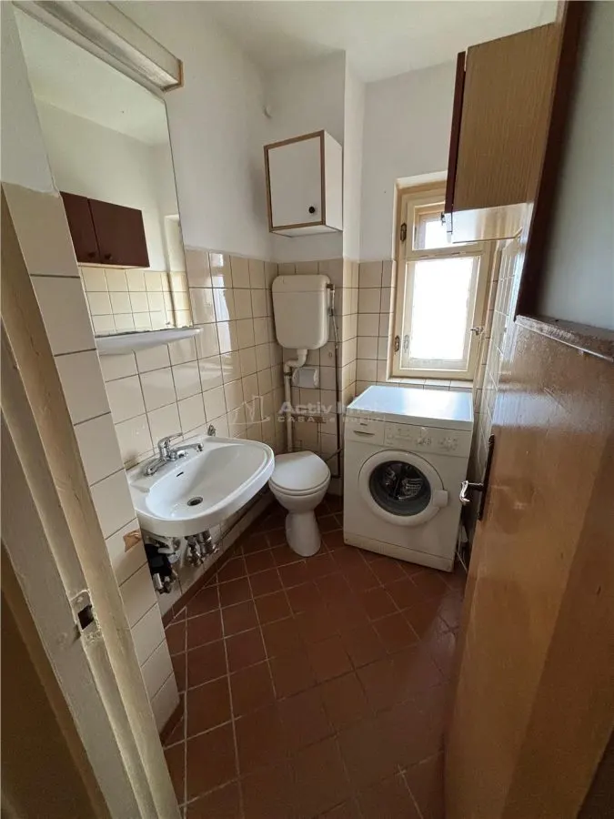 Apartamento 3 Dormitorios, 2 Baños, Decebal, Alba Iulia - foto 19