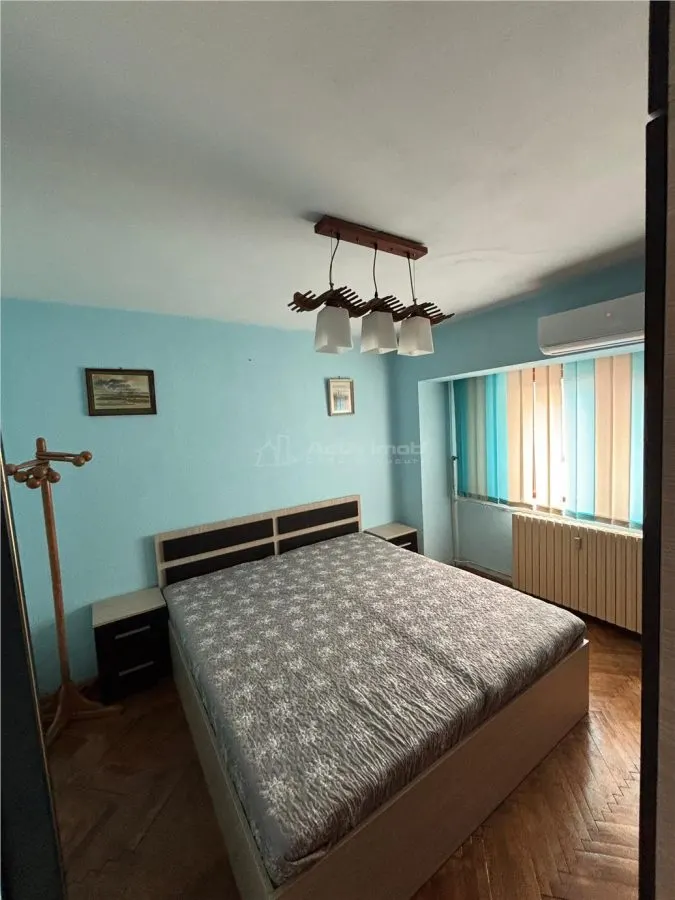 Apartamento 3 Dormitorios, 2 Baños, Decebal, Alba Iulia - foto 21