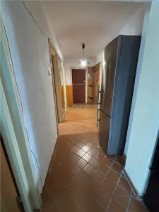 Apartamento 3 Dormitorios, 2 Baños, Decebal, Alba Iulia - foto 10