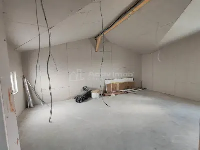 House / villa for sale 160 sqm in Bucuresti, Prelungirea Ghencea area - foto 14