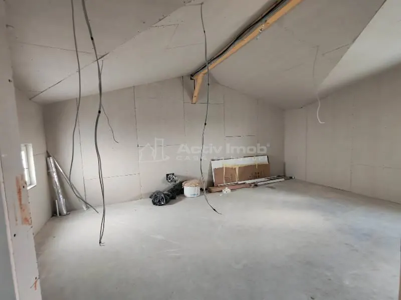House / villa for sale 160 sqm in Bucuresti, Prelungirea Ghencea area - foto 14