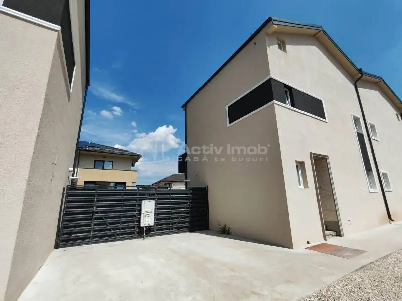 House / villa for sale 160 sqm in Bucuresti, Prelungirea Ghencea area - foto 4