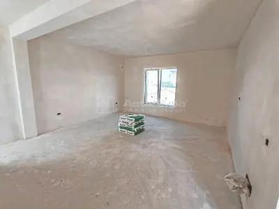 House / villa for sale 160 sqm in Bucuresti, Prelungirea Ghencea area - foto 9