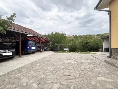 Villa - Rue Piatra Craiului, Oradea - foto 15