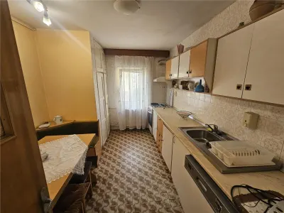 雷希察市，4卧室公寓，家具齐全，一楼，微型社区4区 - foto 6
