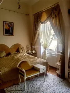 Appartement Rénové Ultra-Central | 116 m² utiles | 2 Places de Parking | Grenier Aménageable, Oradea - foto 6