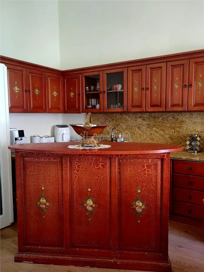 Appartement Rénové Ultra-Central | 116 m² utiles | 2 Places de Parking | Grenier Aménageable, Oradea - foto 9