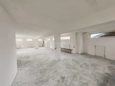 Commercial Space near Prima Shops, 368 sqm, Oradea - foto 2