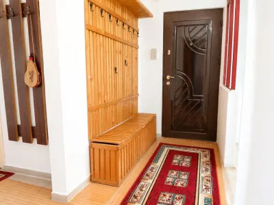 Appartement 3 Chambres, 2 Salles de Bain, 4e Étage, Centre de Baia Mare - foto 3