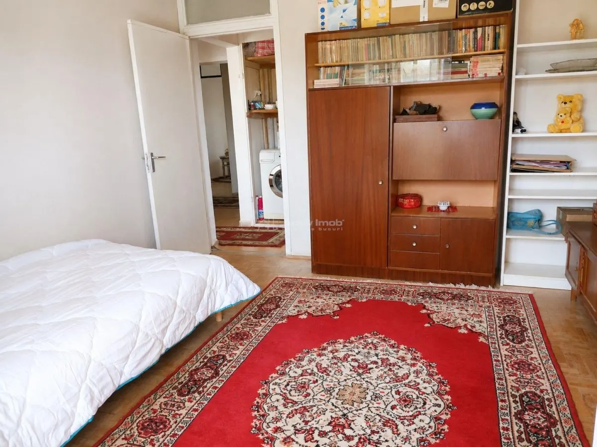 Appartement 3 Chambres, 2 Salles de Bain, 4e Étage, Centre de Baia Mare - foto 8