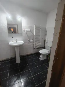 Piso + Desván en Venta | Targoviste - Zona Inspectorado Escolar | 90 m² + Desván - foto 4