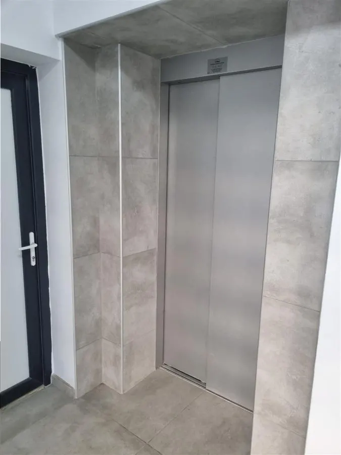 两卧室顶层公寓配私人露台 - foto 19