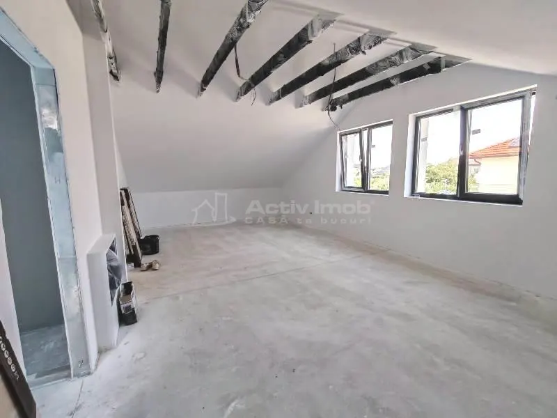House / villa for sale 142 sqm in Bucuresti, Prelungirea Ghencea area - foto 7
