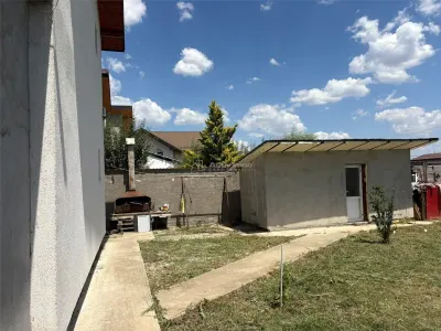Maison RDC + 1er Étage - 4 Chambres - Magurele - foto 14