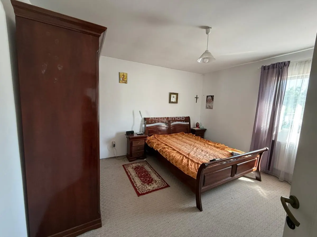 Maison RDC + 1er Étage - 4 Chambres - Magurele - foto 3