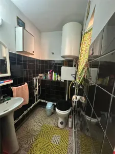Bocsa Montana: Chaumière de Vacances Accueillante ou Investissement, Cadre Pittoresque - foto 15