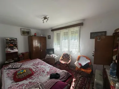 Bocsa Montana: Chaumière de Vacances Accueillante ou Investissement, Cadre Pittoresque - foto 4