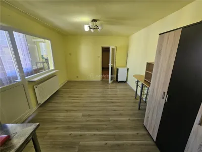 Apartment with 2 bedrooms for sale 56 sqm in Resita, Micro III area - foto 15