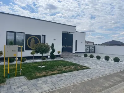 Maison Individuelle de 4 Chambres en Quartier Résidentiel - foto 2