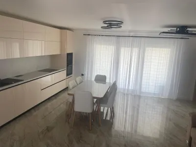 Maison Individuelle de 4 Chambres en Quartier Résidentiel - foto 5
