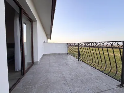 Impresionante Villa con Espacios Generosos en Cordau - foto 14