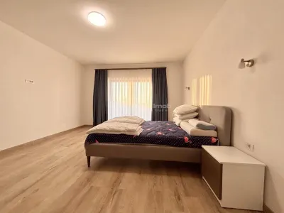 Impresionante Villa con Espacios Generosos en Cordau - foto 15
