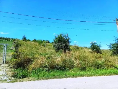 Terrain Constructible à Vendre – Cluj, Sutu, Ciurila – 2.000 m² – Vues sur le Lac - foto 4