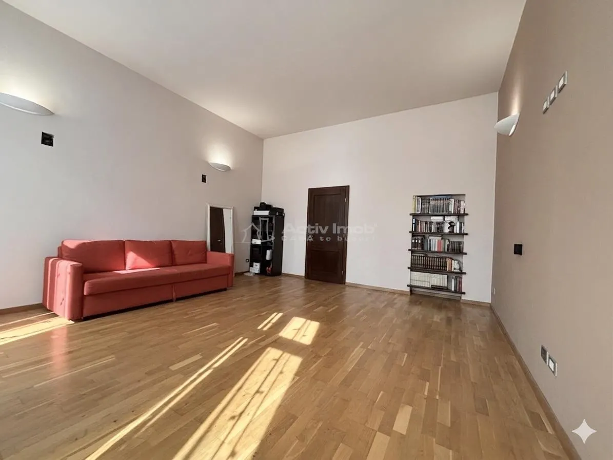 Appartement Deux Pièces, Situation Ultracentrale Face au Théâtre - foto 2