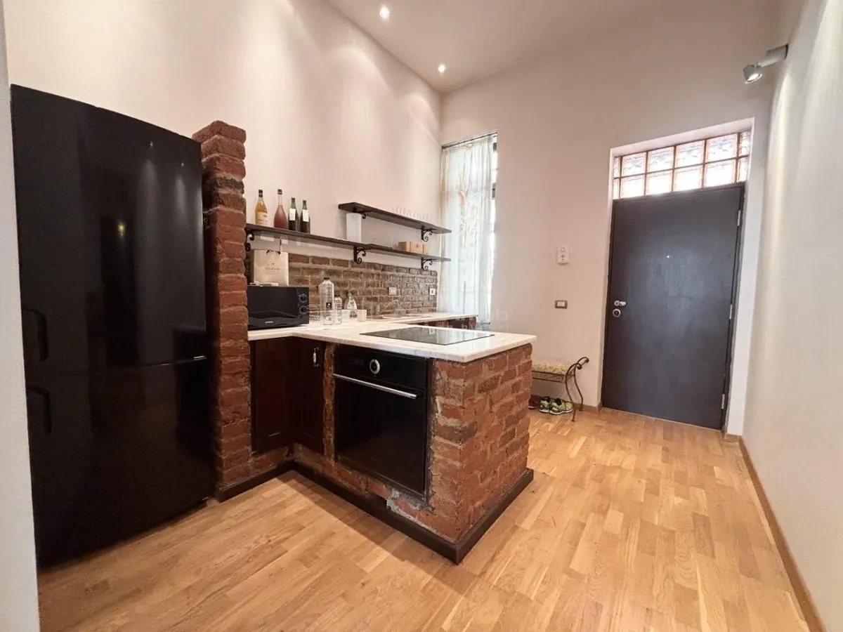 Appartement Deux Pièces, Situation Ultracentrale Face au Théâtre - foto 5