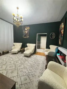 فيلا ما بين الحربين، مُجددة بأناقة (2024)، جراج خاص، Mosilor - Bucuresti