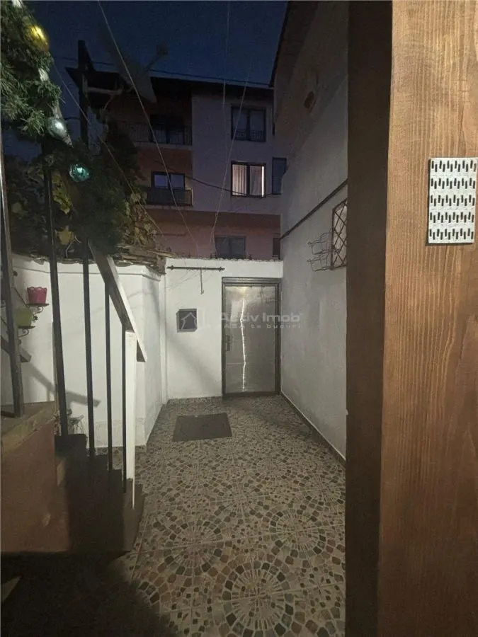 Villa Interbélica, Elegantemente Reformada (2024), Garaje Privado, Mosilor - foto 16