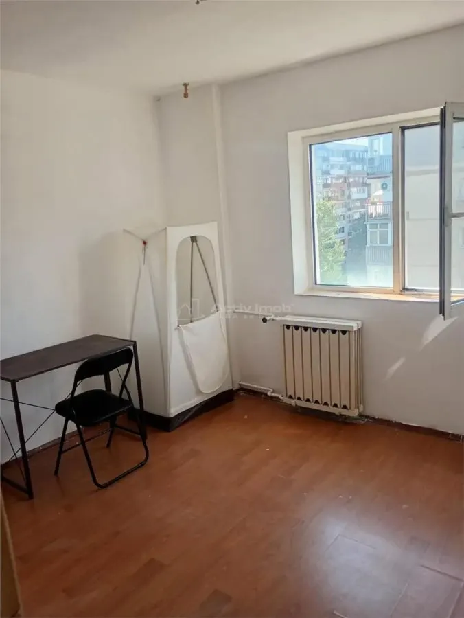 Apartment with 2 bedrooms for sale 54 sqm in Bucuresti, Tineretului area - foto 1