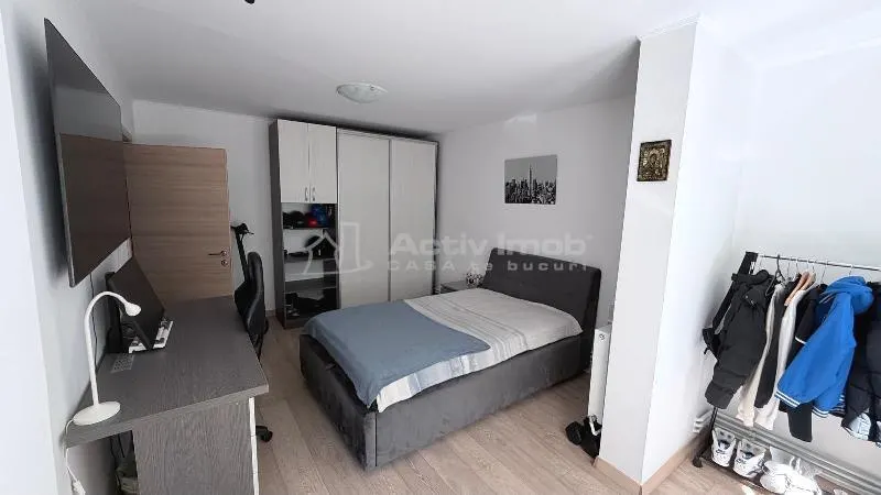 Apartment with 4 bedrooms for sale 81 sqm in Bucuresti, Drumul Taberei area - foto 14