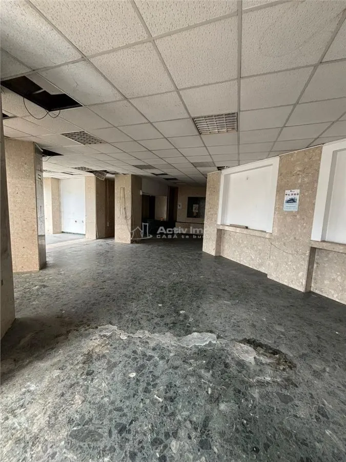 Local Commercial Mazepa 1, 139 m², Jouxtant BCR Galati - foto 1