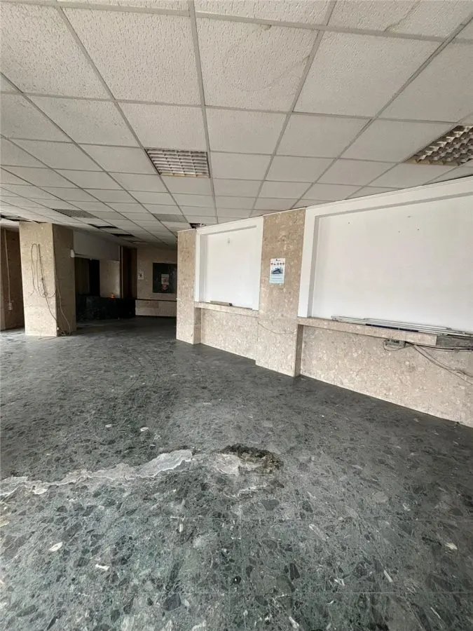 Local Commercial Mazepa 1, 139 m², Jouxtant BCR Galati - foto 3