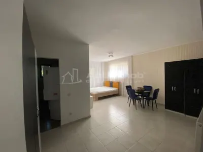 استوديو واسع ومجدد في سيستي، مفروش بالكامل - Bucuresti